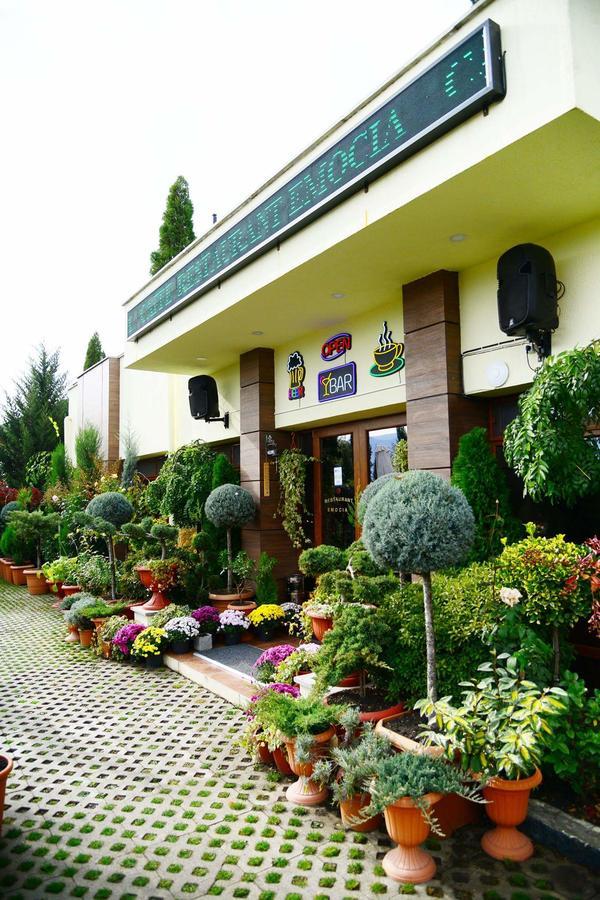 Hotel Emocia Natakhtari Zewnętrze zdjęcie